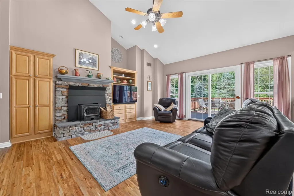 2523 Pheasant Run Brandon Charter Township MI 48462