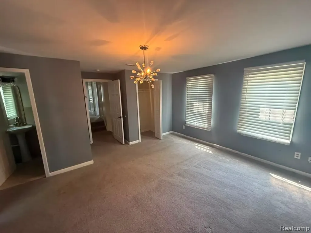 30782 Fairfax Street Southfield City MI 48076