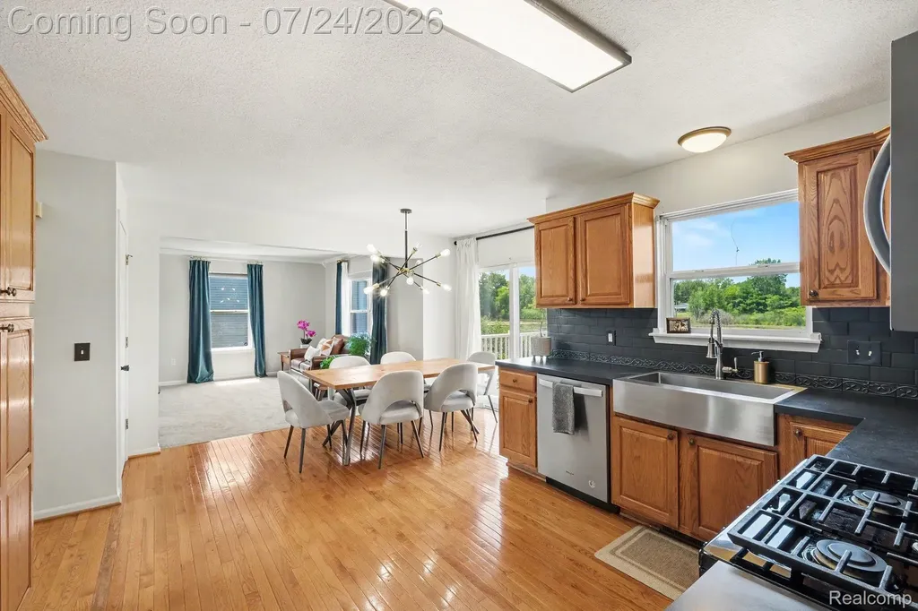 10466 Pine Valley Drive Mundy Township MI 48439