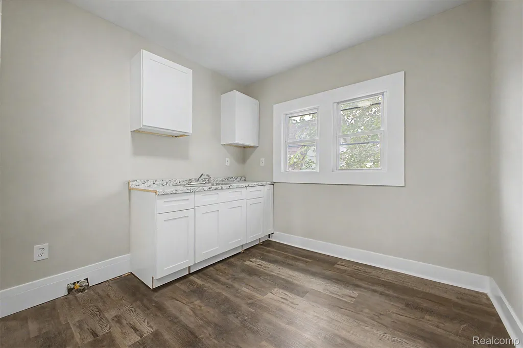 2971 Bewick Street Detroit City MI 48214