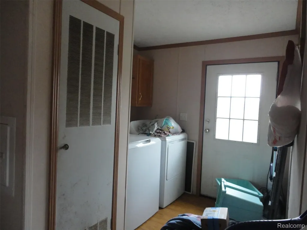 5931 Megans Ridge Raisinville Township MI 48161