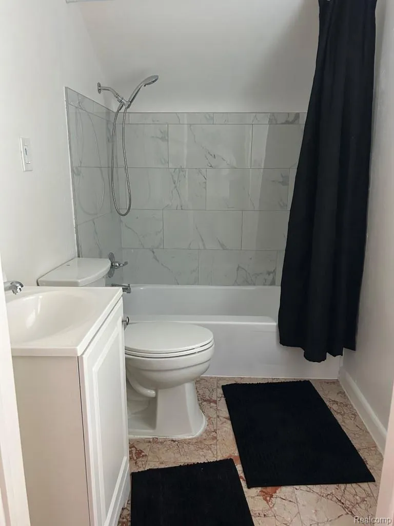 13533 Cloverlawn Street Detroit City MI 48238