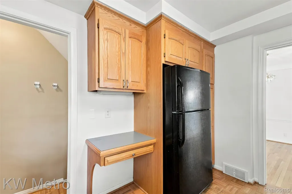 3912 Hillside Drive Royal Oak City MI 48073