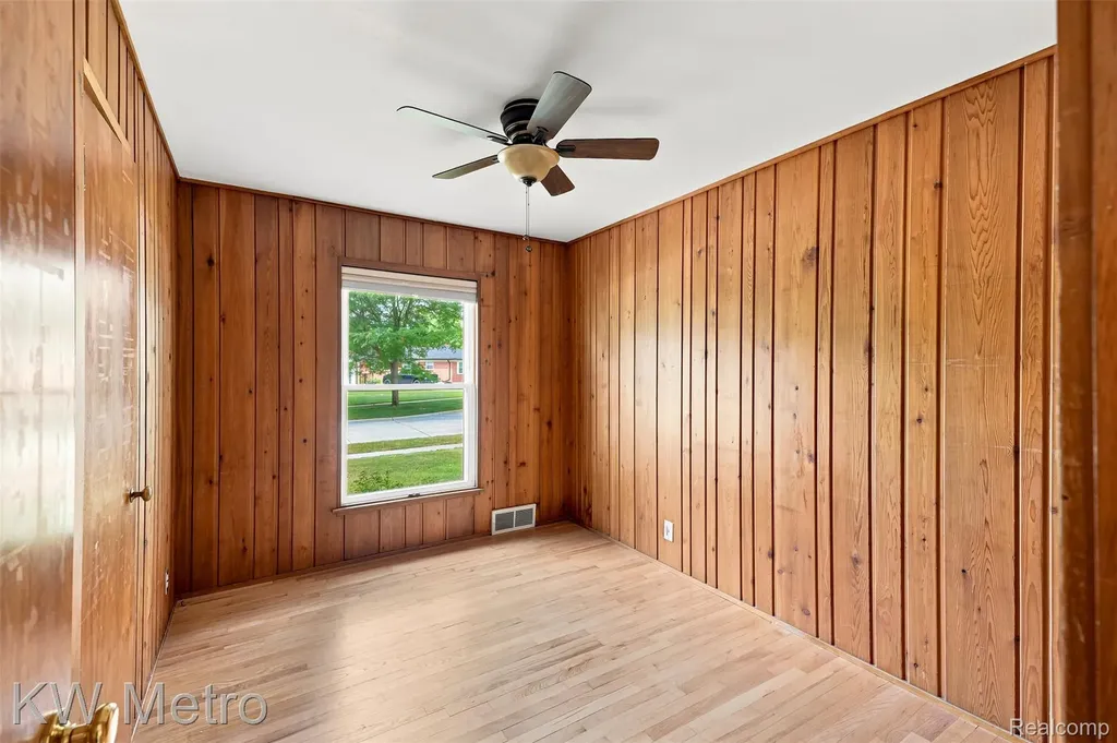 3912 Hillside Drive Royal Oak City MI 48073