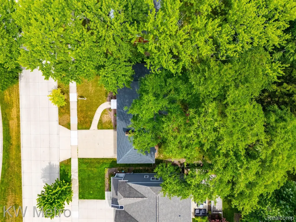 3912 Hillside Drive Royal Oak City MI 48073
