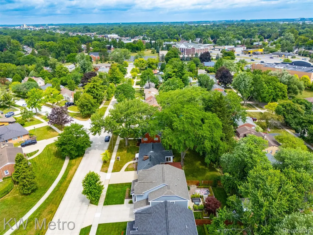 3912 Hillside Drive Royal Oak City MI 48073