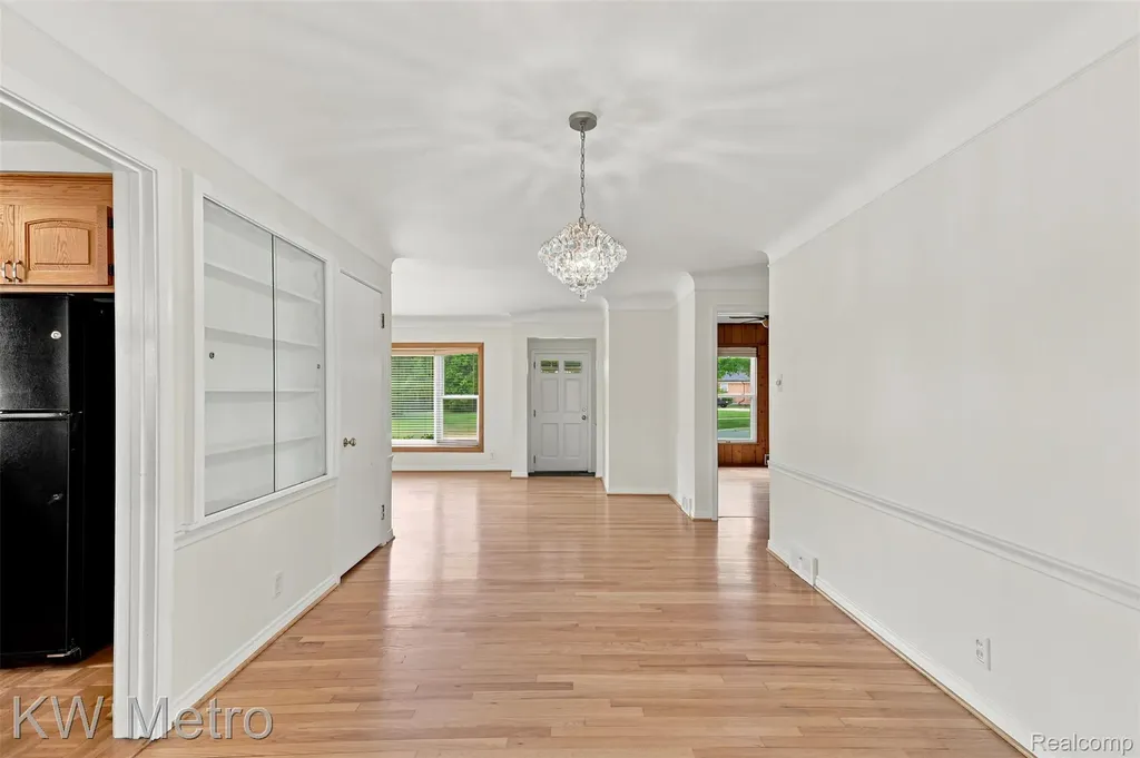 3912 Hillside Drive Royal Oak City MI 48073