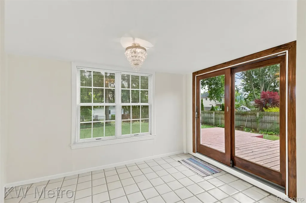 3912 Hillside Drive Royal Oak City MI 48073