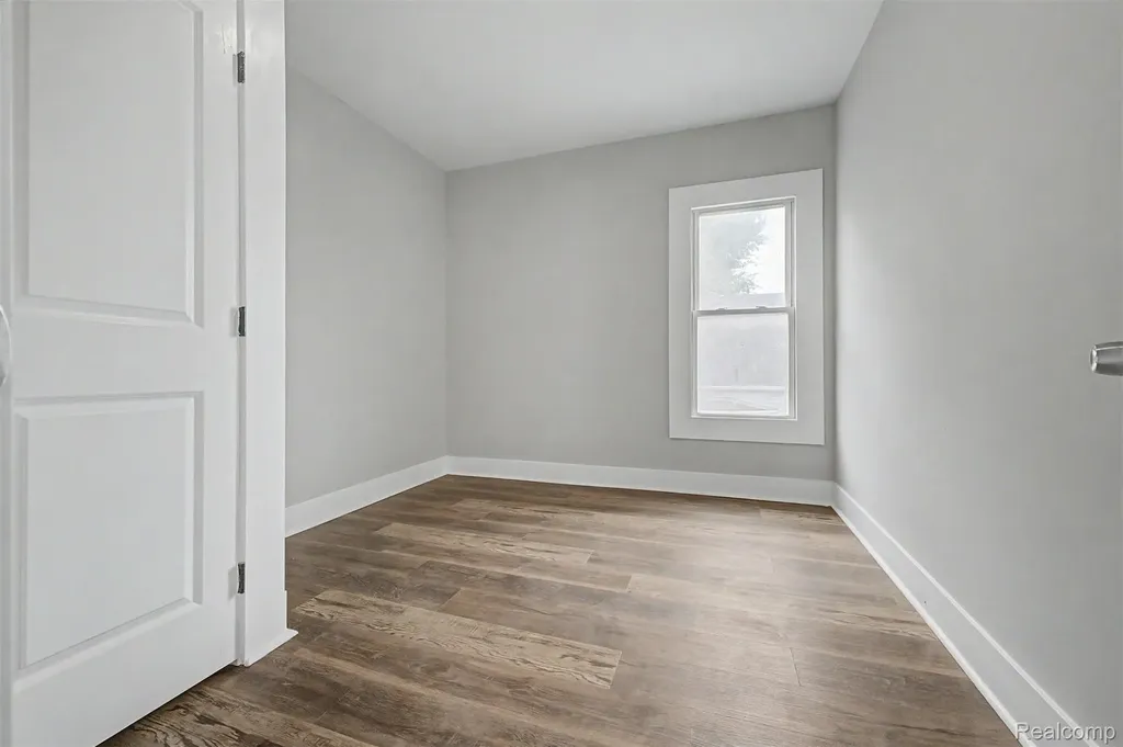 2971 Bewick Street Detroit City MI 48214