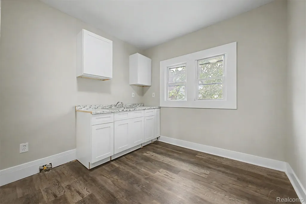 2971 Bewick Street Detroit City MI 48214