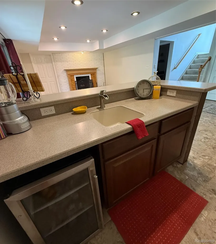 219 Hurondale Drive White Lake Charter Township MI 48386