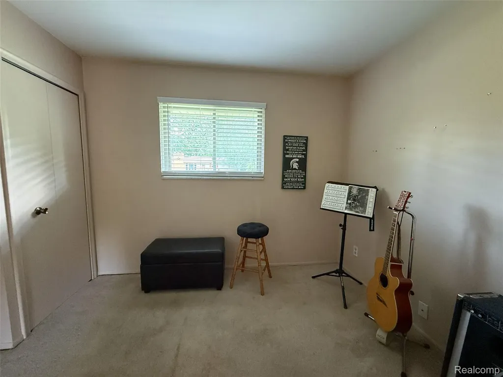 219 Hurondale Drive White Lake Charter Township MI 48386