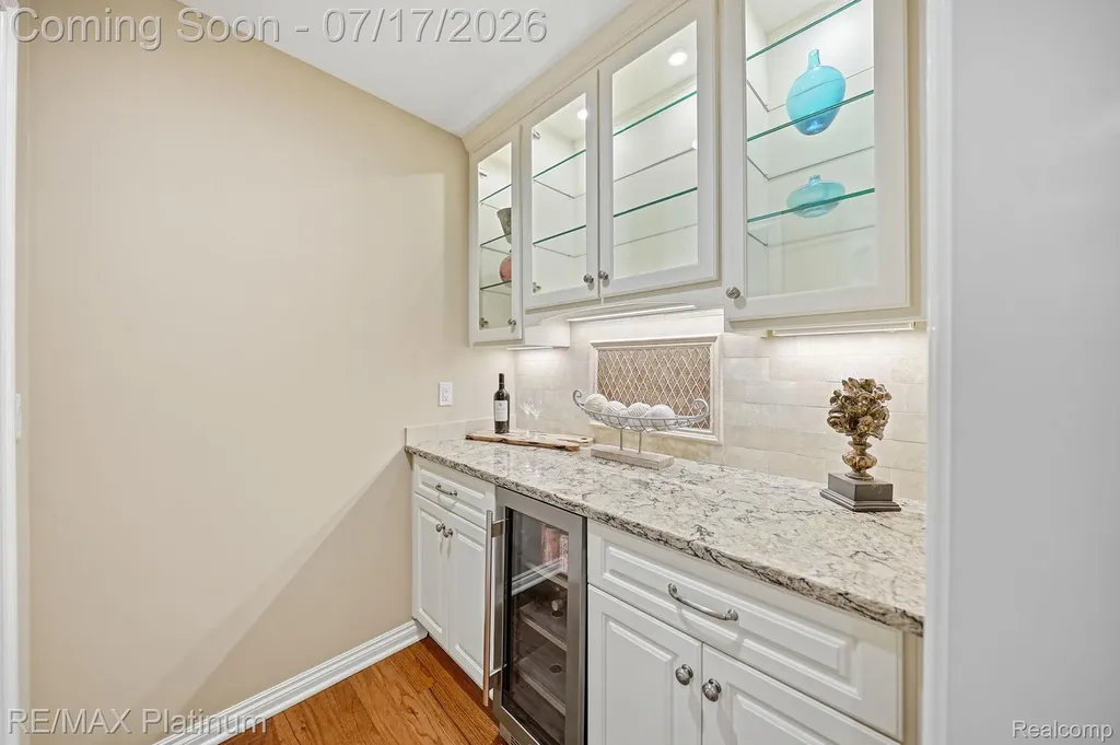 5458 Lake Ridge Drive Genoa Township MI 48116