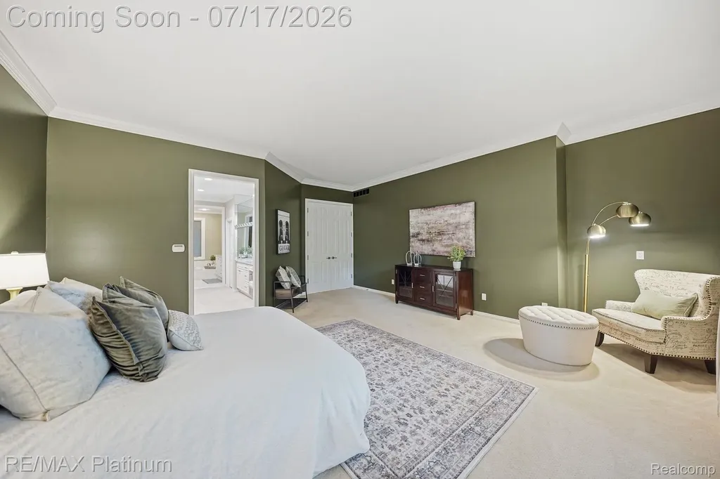 5458 Lake Ridge Drive Genoa Township MI 48116