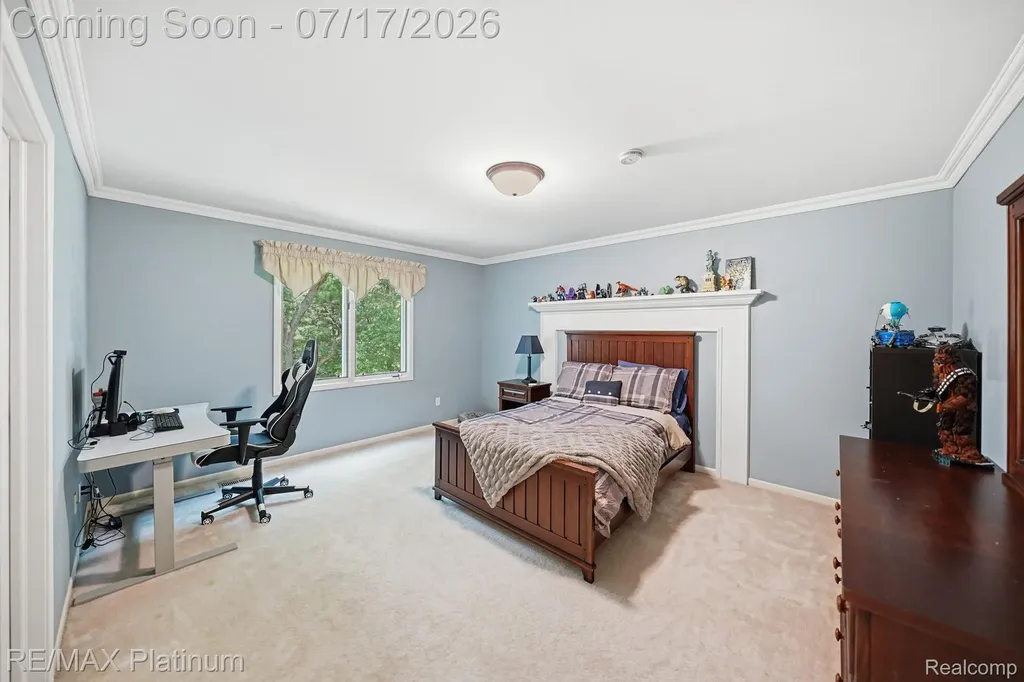5458 Lake Ridge Drive Genoa Township MI 48116