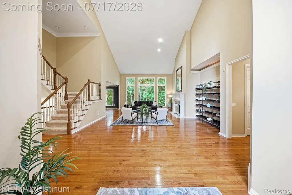 5458 Lake Ridge Drive Genoa Township MI 48116