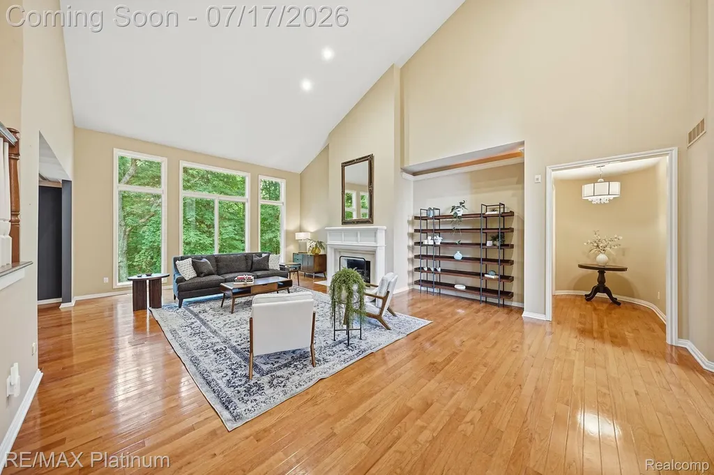 5458 Lake Ridge Drive Genoa Township MI 48116
