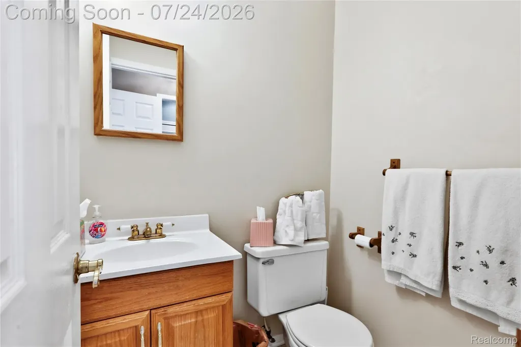 374 Meadowlake Road Canton Charter Township MI 48188
