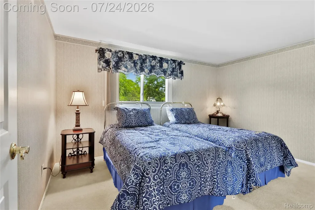 374 Meadowlake Road Canton Charter Township MI 48188