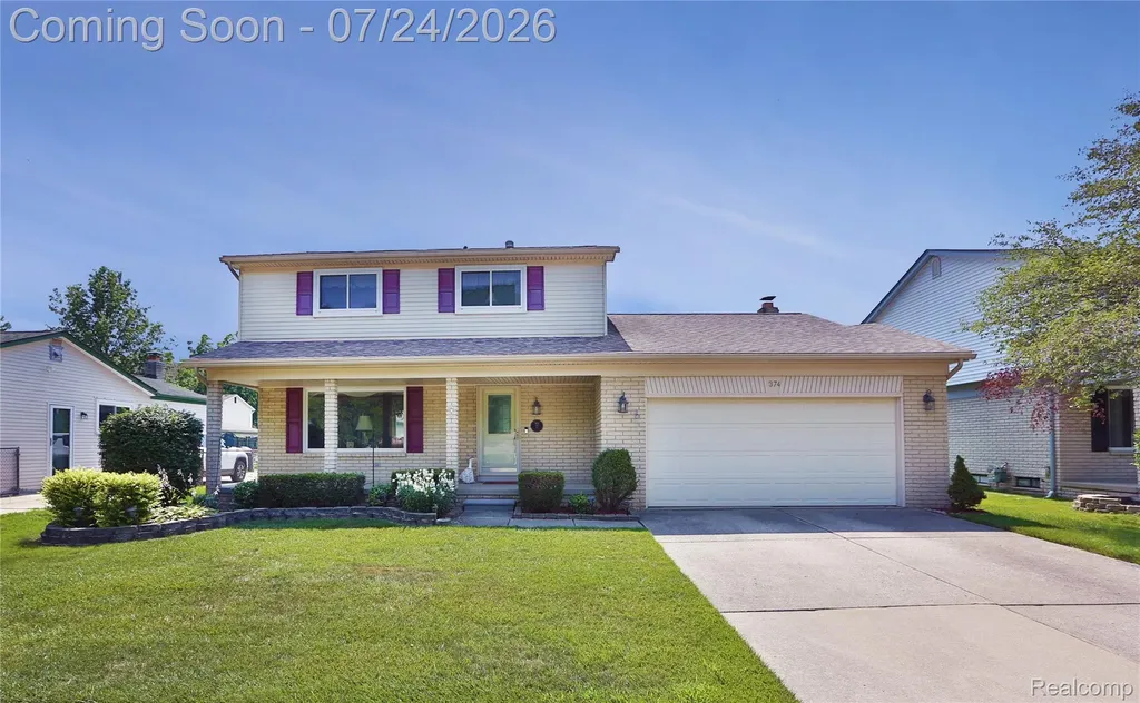 374 Meadowlake Road Canton Charter Township MI 48188