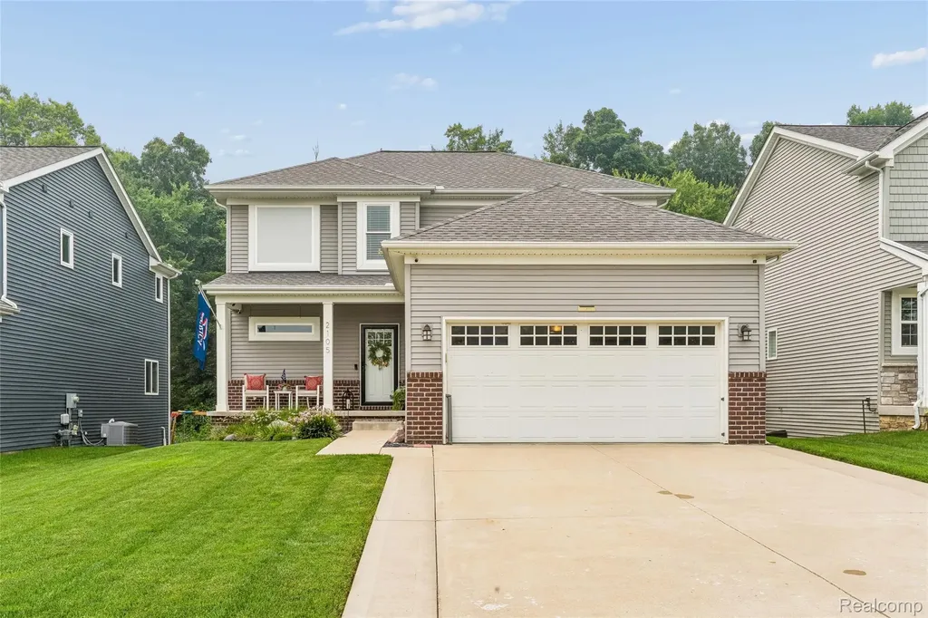 2105 Middle Ridge Drive Holly Township MI 48442