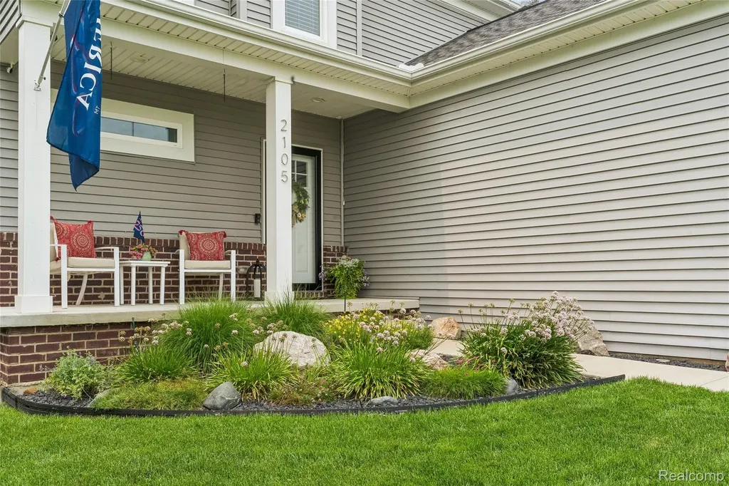 2105 Middle Ridge Drive Holly Township MI 48442