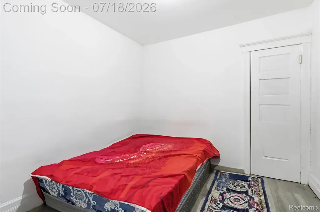 5056 Charles Street Detroit City MI 48212