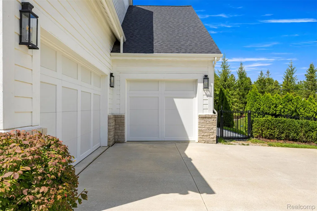19084 Chaumont Way Northville City MI 48168