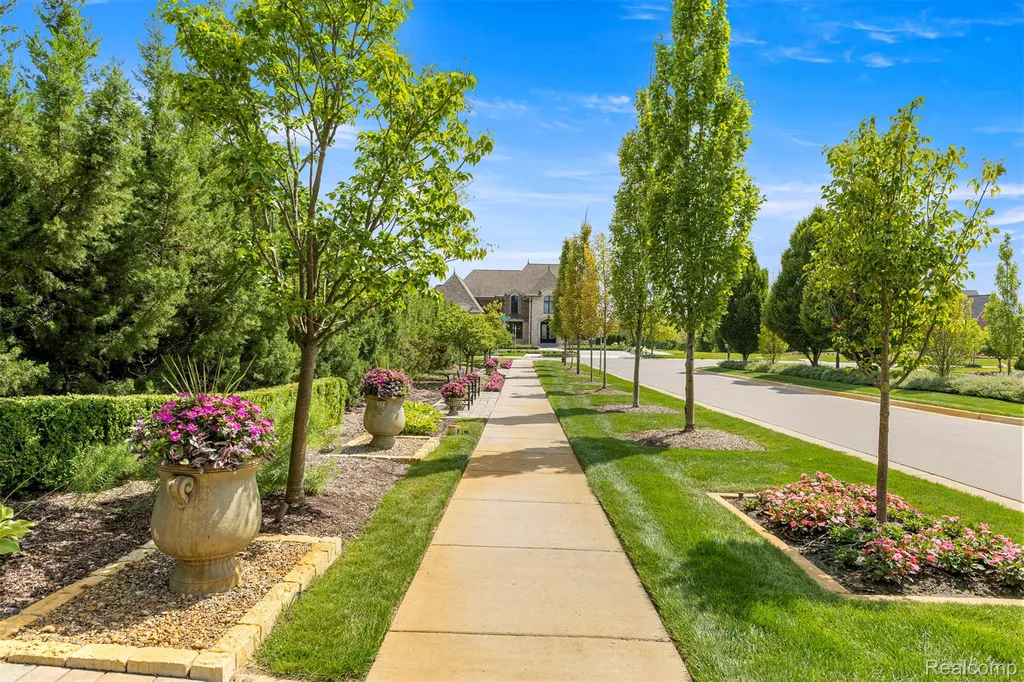 19084 Chaumont Way Northville City MI 48168