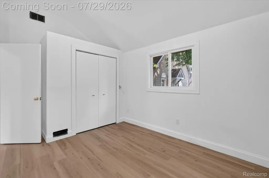 3515 Lakeview Drive Ortonville Village MI 48462