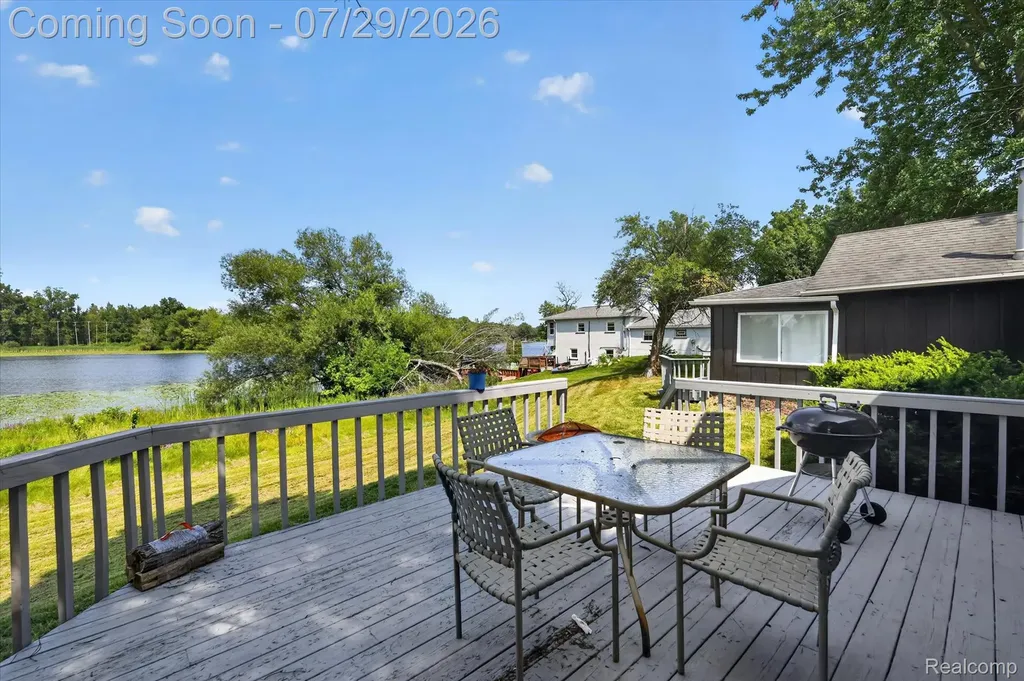 3515 Lakeview Drive Ortonville Village MI 48462