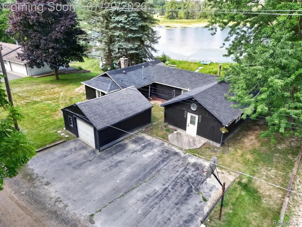 3515 Lakeview Drive Ortonville Village MI 48462