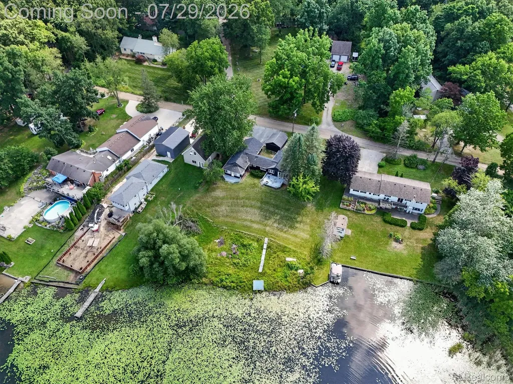 3515 Lakeview Drive Ortonville Village MI 48462