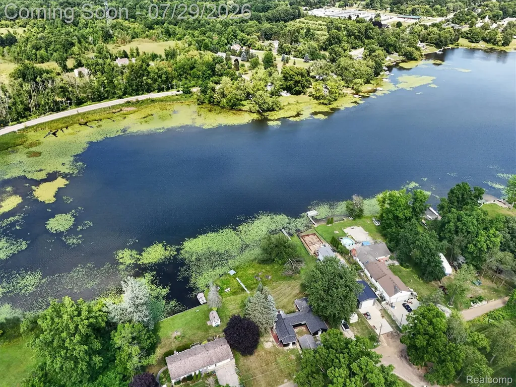 3515 Lakeview Drive Ortonville Village MI 48462