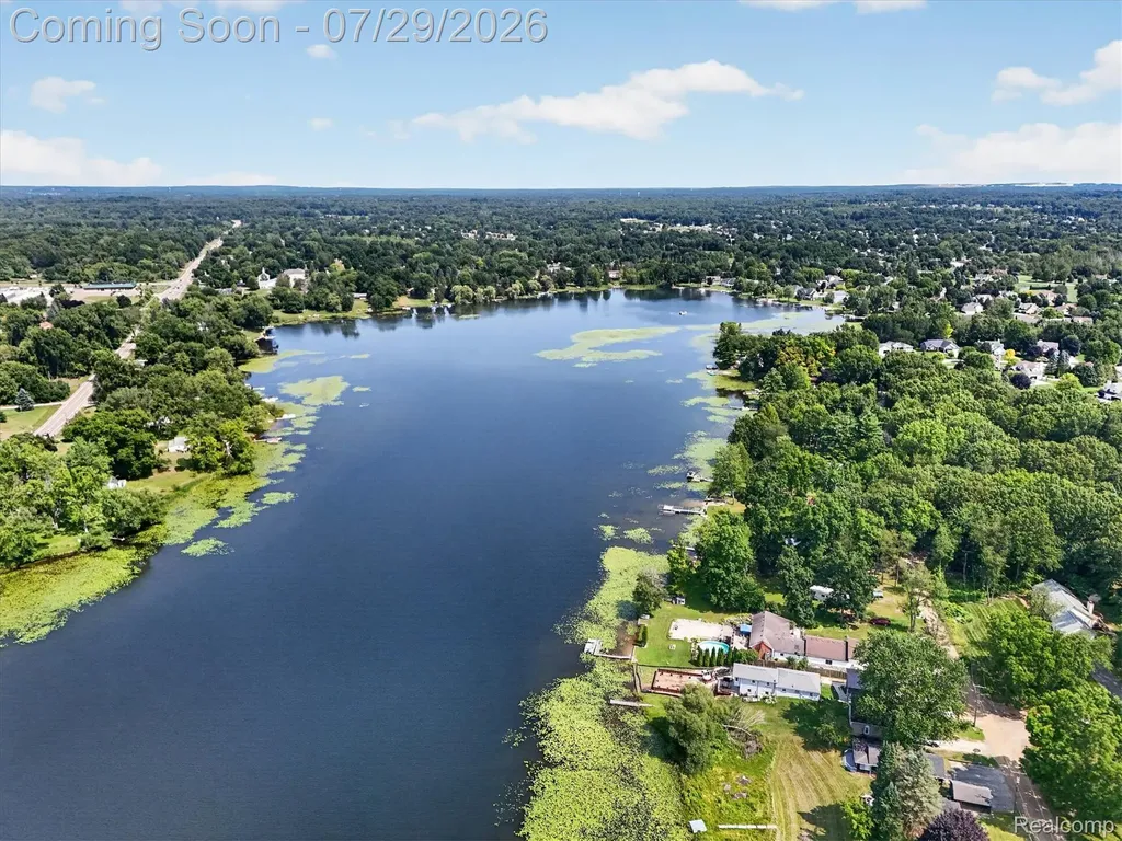 3515 Lakeview Drive Ortonville Village MI 48462