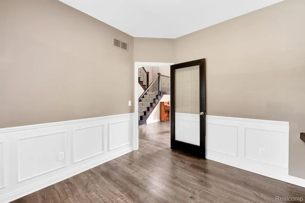 13897 Grandeur Avenue Shelby Charter Township MI 48315