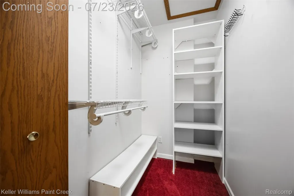 423 East Road Holly Village MI 48442