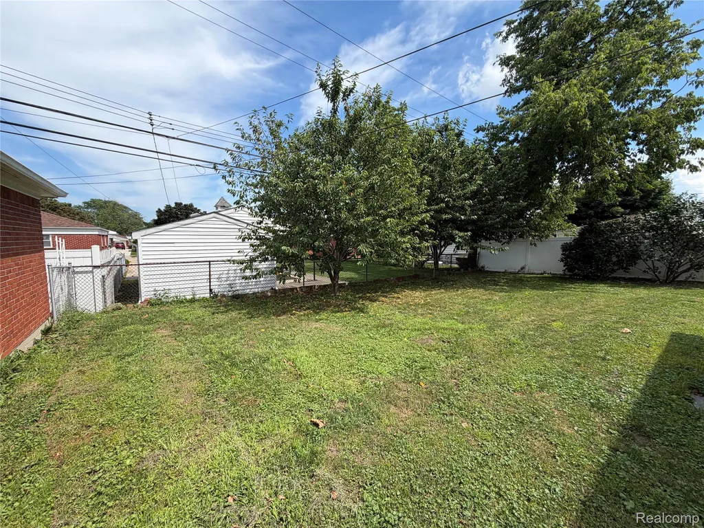1861 Grange Road Trenton City MI 48183