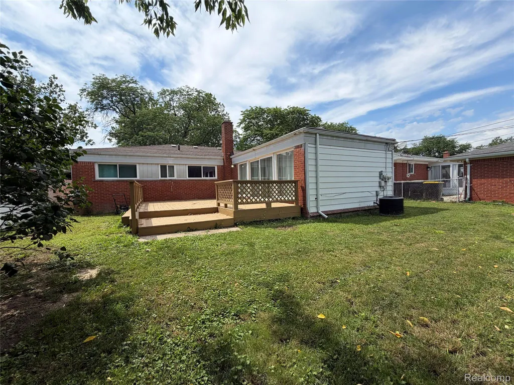 1861 Grange Road Trenton City MI 48183