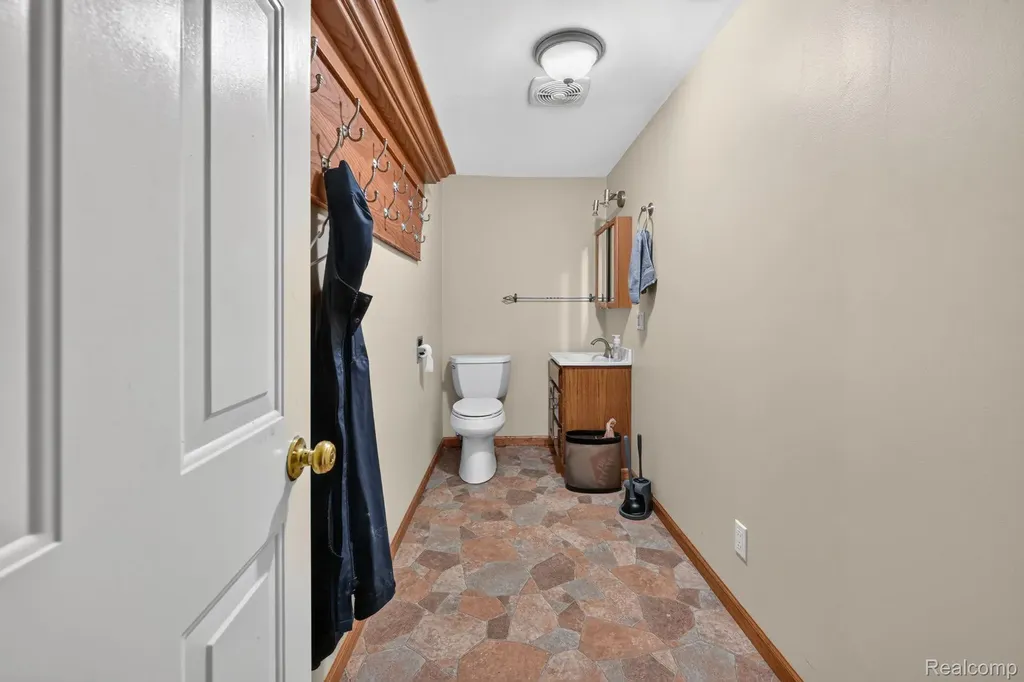 9889 Ditch Road Chesaning Township MI 48616