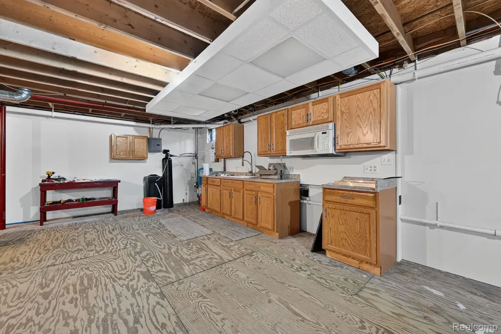 9889 Ditch Road Chesaning Township MI 48616