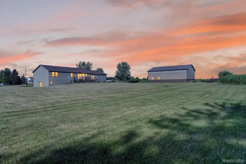 9889 Ditch Road Chesaning Township MI 48616