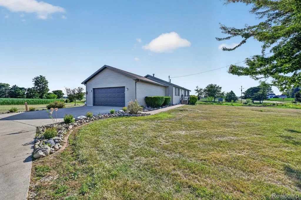 9889 Ditch Road Chesaning Township MI 48616