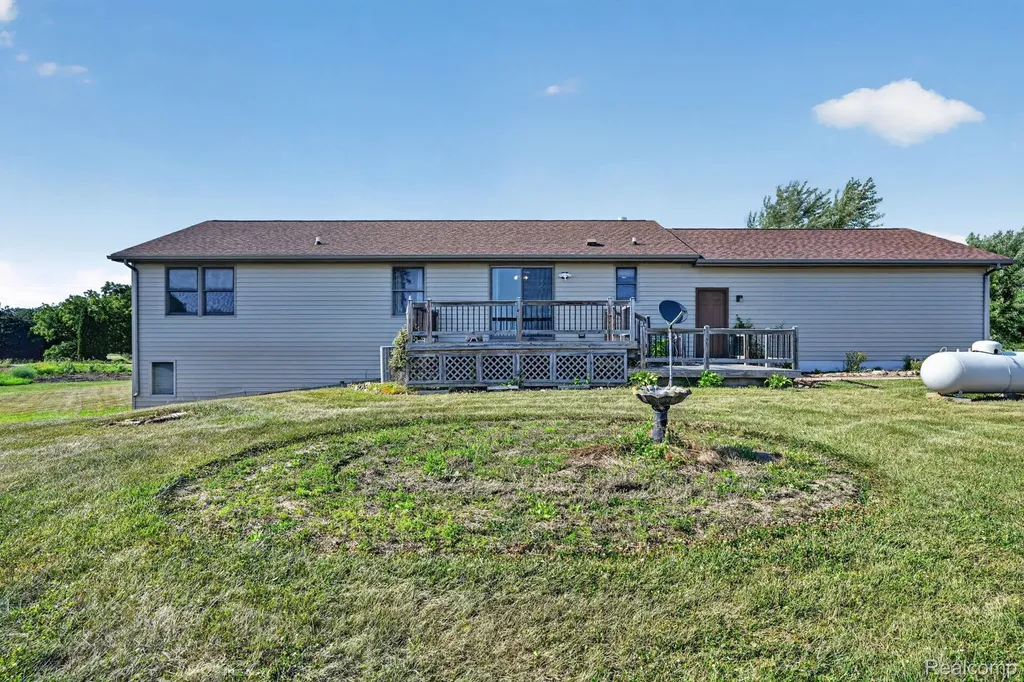 9889 Ditch Road Chesaning Township MI 48616