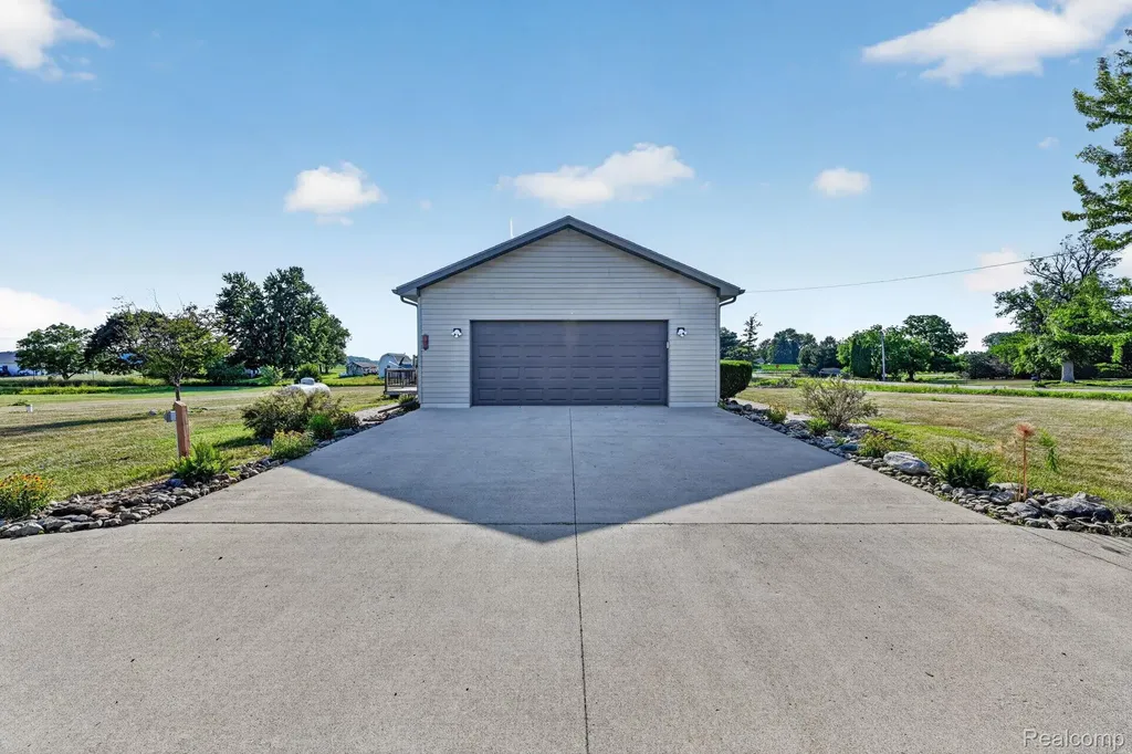 9889 Ditch Road Chesaning Township MI 48616