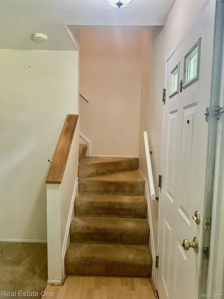 511 Longshore Drive Ann Arbor City MI 48105