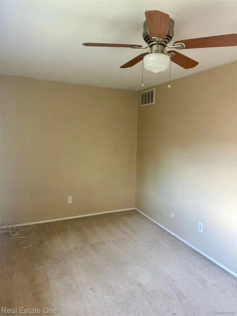 511 Longshore Drive Ann Arbor City MI 48105