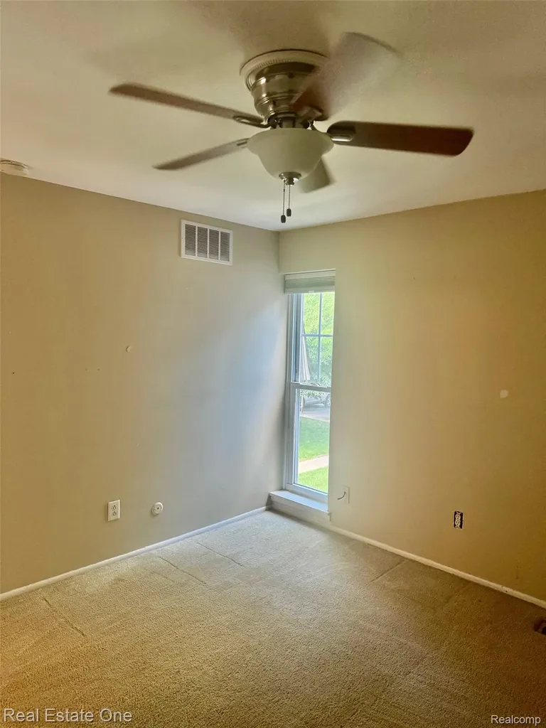 511 Longshore Drive Ann Arbor City MI 48105