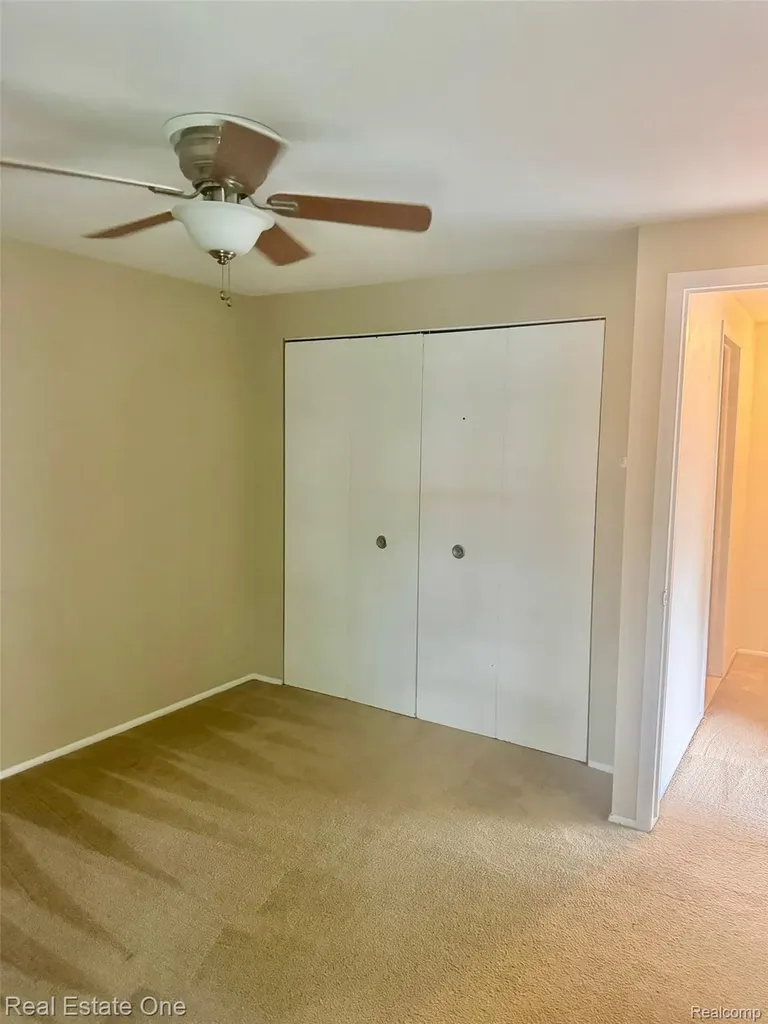 511 Longshore Drive Ann Arbor City MI 48105