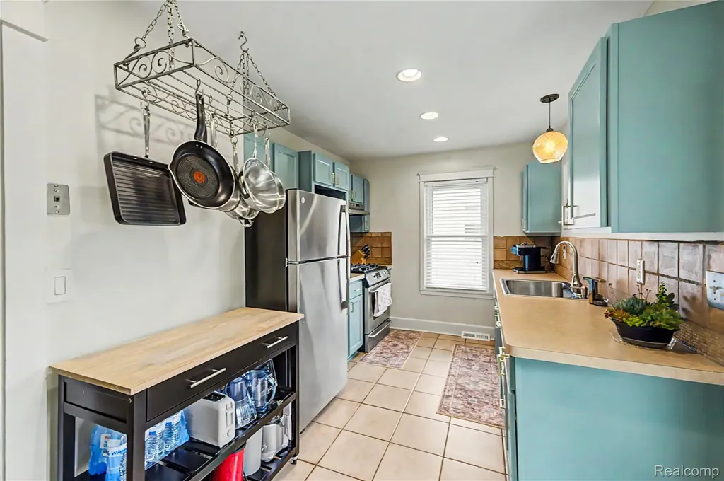 30 Beebe Street Lake Orion Village MI 48362